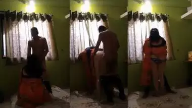 Big ass landlady’s standing desi chudai with tenant